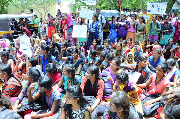 ಗೌರಿ ಲಂಕೇಶ್ ಹತ್ಯೆ ಖಂಡಿಸಿ ಮೈಸೂರಿನಲ್ಲಿ ಬೃಹತ್ ಪ್ರತಿಭಟನಾ ಮೆರವಣಿಗೆ